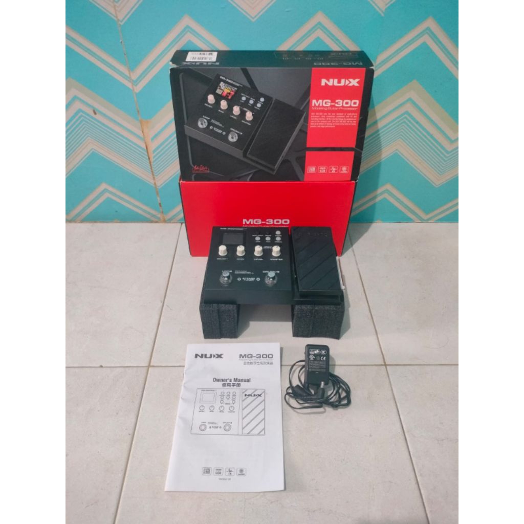 Nux MG-300 second