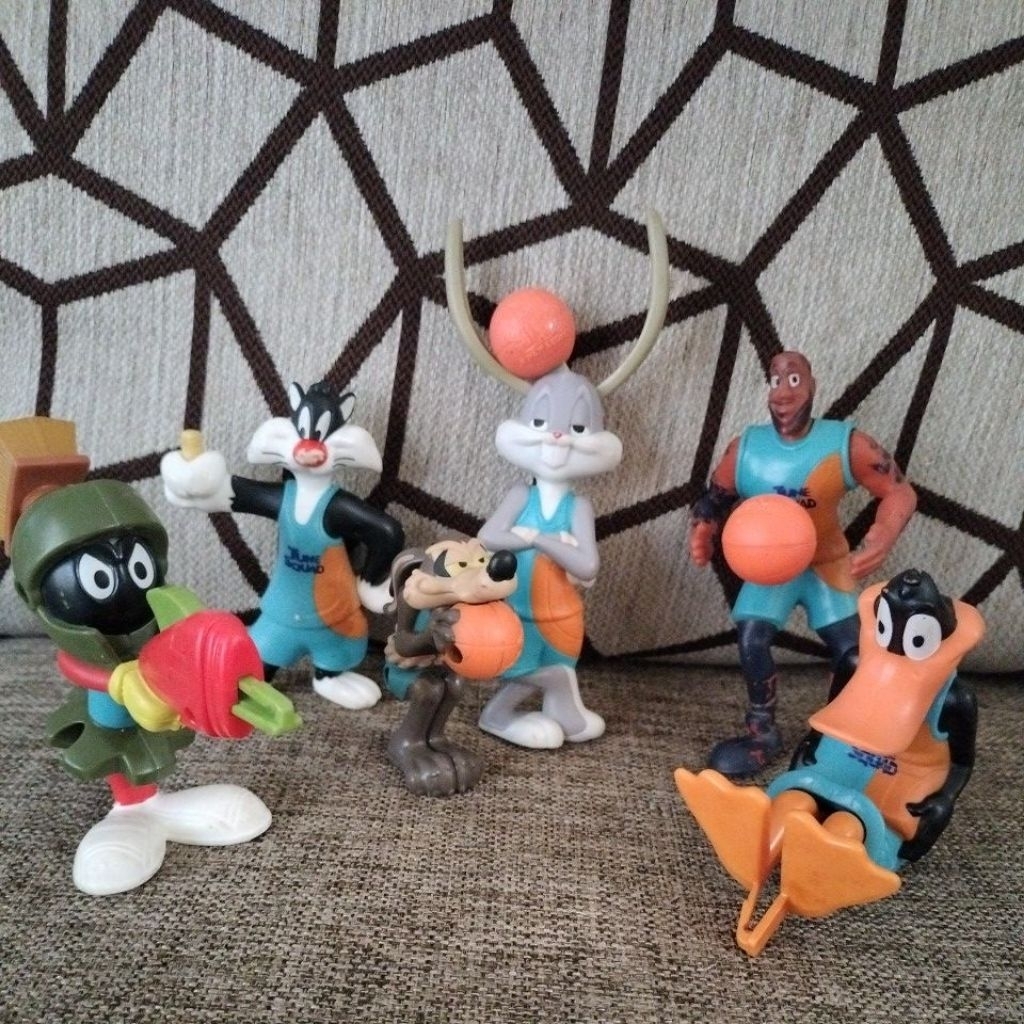 Action Figures Film Space Jam, Preloved Atau Second