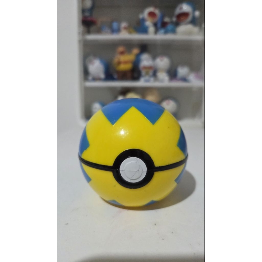 preloved bola pokemon