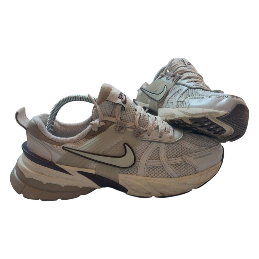 Sepatu Second Nike V2k Run original 42,5
