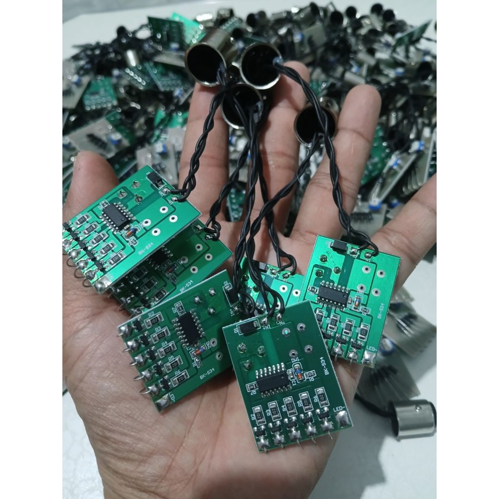 MODUL STOPLAM RUNNING/MODUL LAMPU REM BELAKANG/SOKET LAMPU/BAYONET LAMPU/BEAT/VARIO/MIO/NMAX/AEROX/R