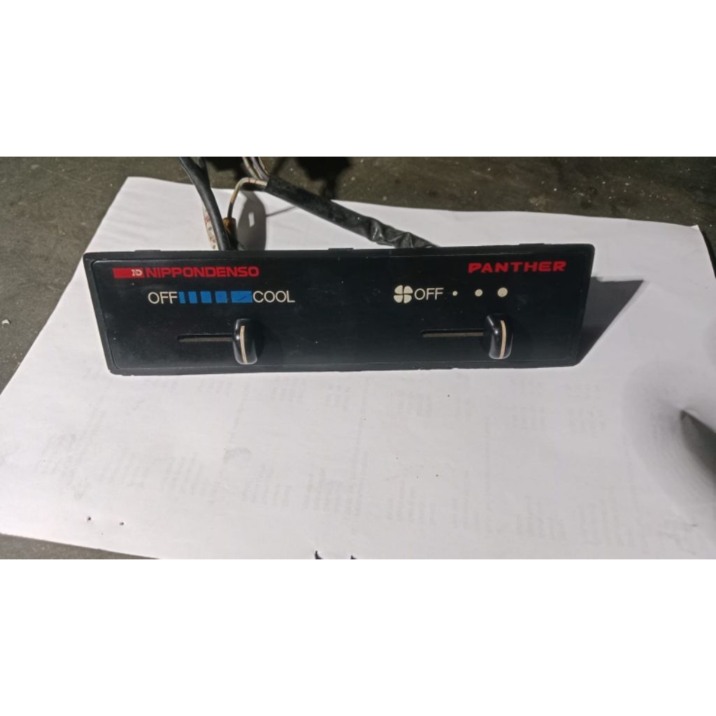 Saklar AC Panther kotak