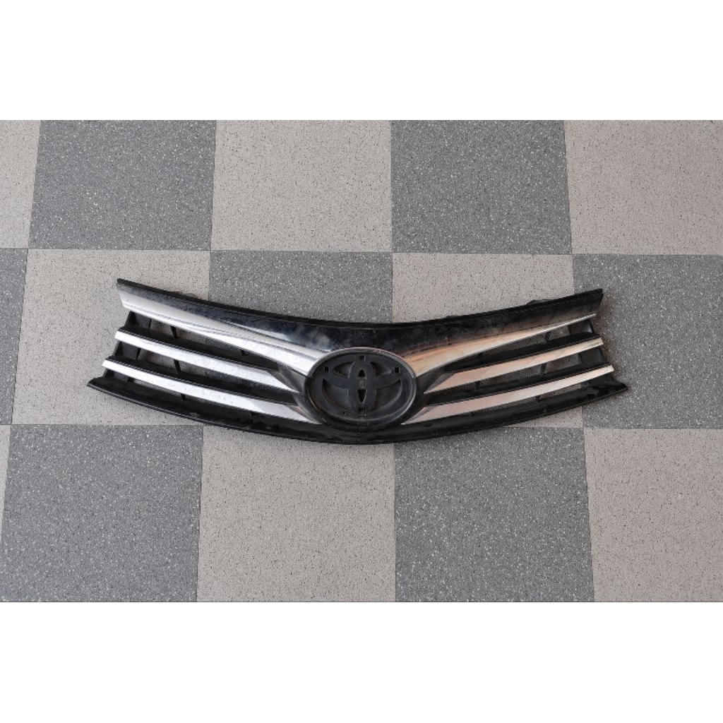 grill gril depan Toyota Corolla altis 2014-2016 original