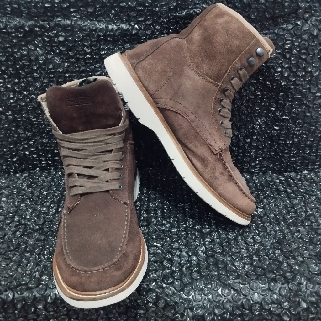 sepatu Tommy Hilfiger suede, size 43/ insole 27,5 cm