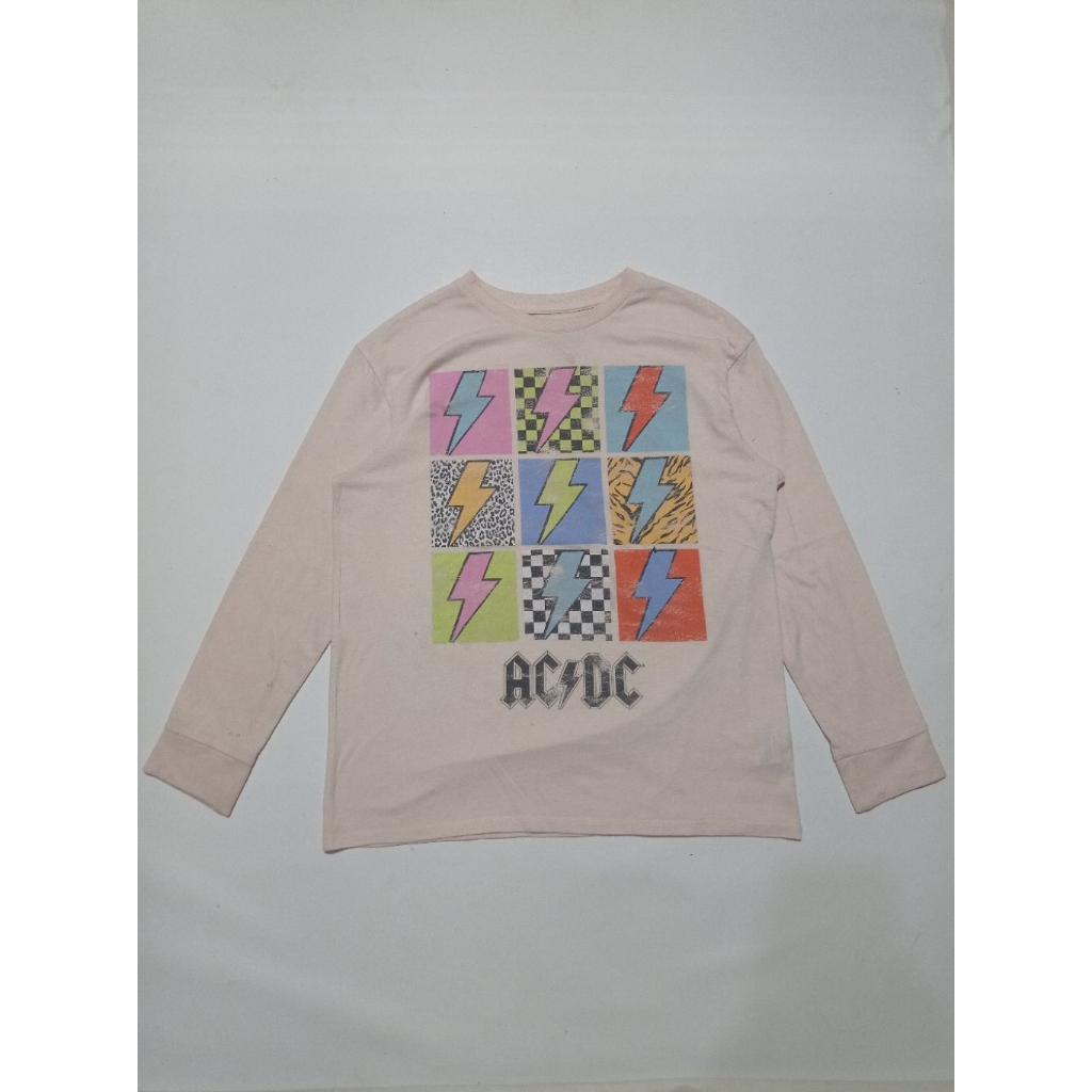 Kaos Band ACDC Longsleeve Official Merchandise ©2023 Warna Merah Muda Size L Remaja Second Brand ACD