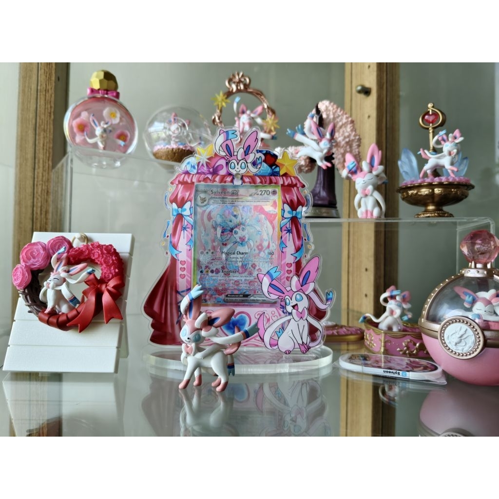 Collection of Sylveon #212/187 sv8a Festival Tersatal Indonesia SAR