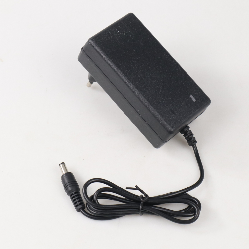 Adaptor Charger TV LCD LED AKARI 12V 3A