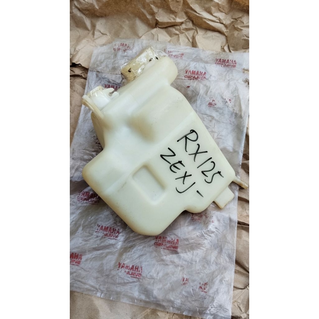 botol oli samping botol oslam tabung oli samping wadah oli samping Yamaha RX twin RX125 twin rx twin