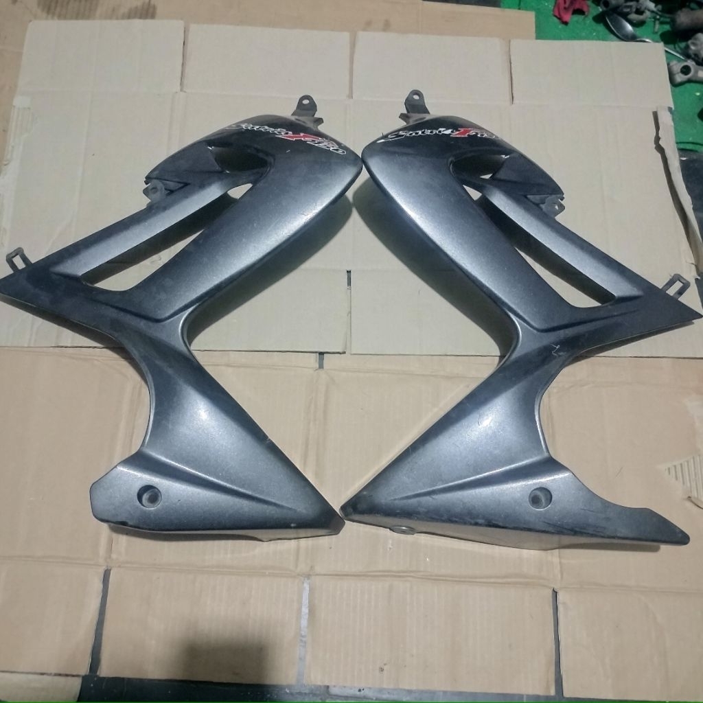 Sayap Kanan Kiri Suzuki Satria FU Lama Thailand Original Copotan Abu Glossy Siap Pasang Body Samping