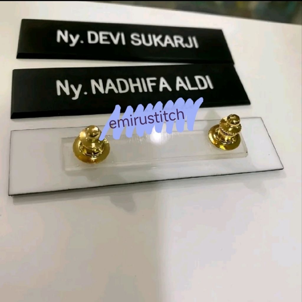 papan nama/name tag persit sesuai mupus
