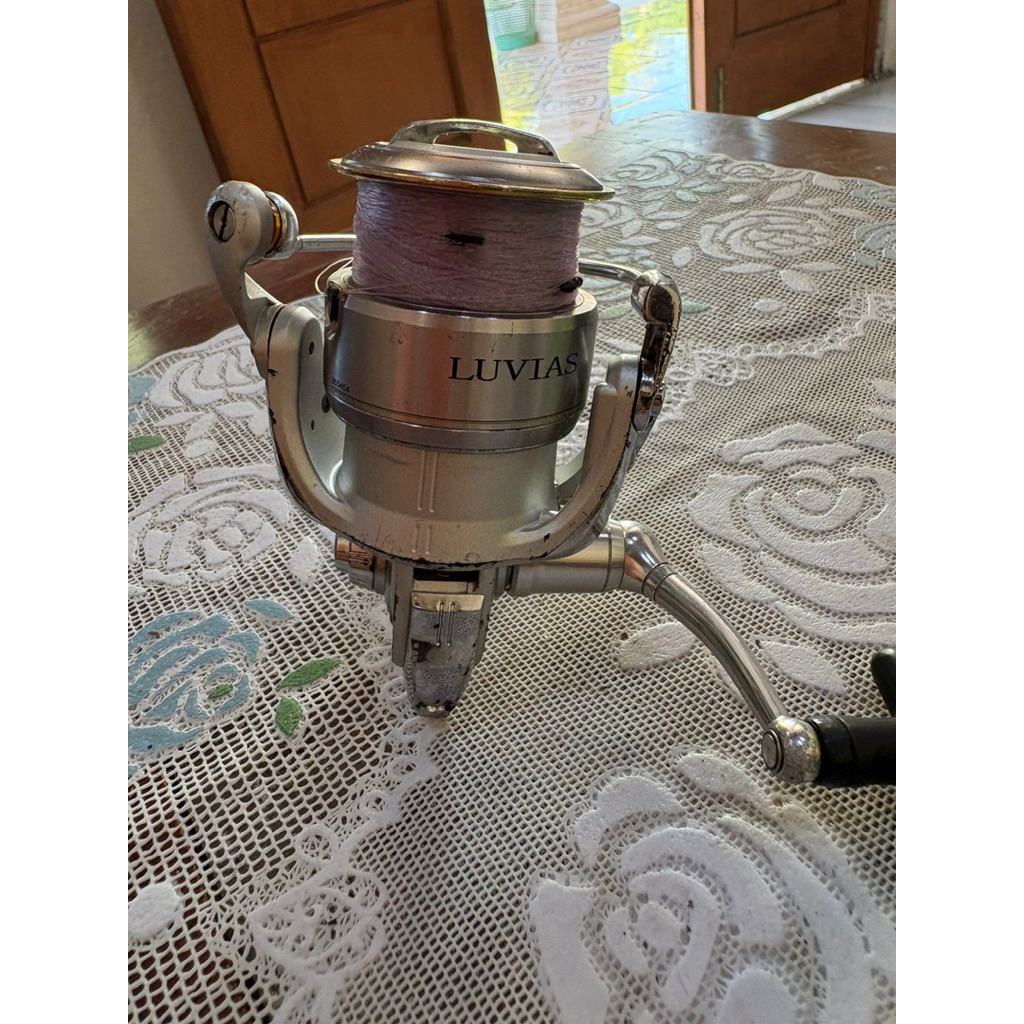 reel daiwa 07 luvias 2500 made in thailand
