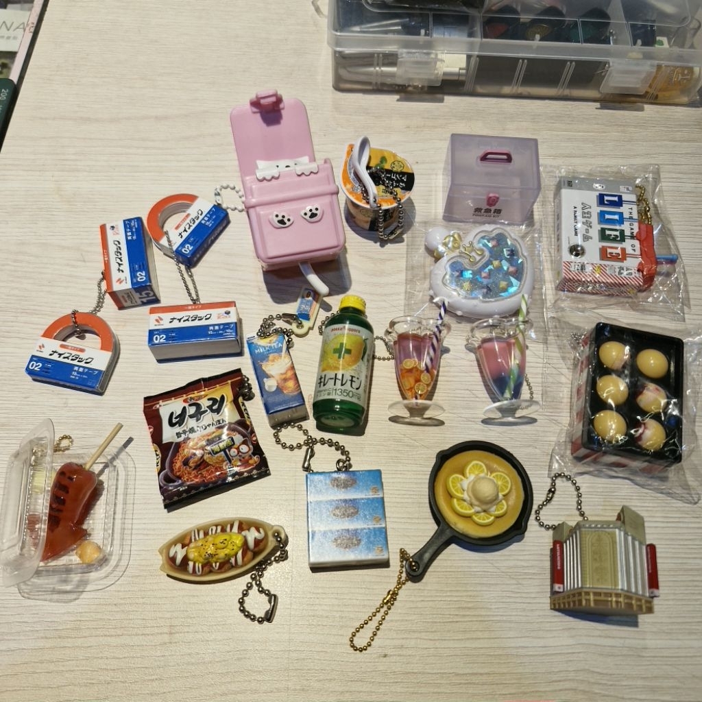 [BACA DESKRIPSI] Various Food Gacha Trinkets Keychain Gashapon Gotochi Bandai