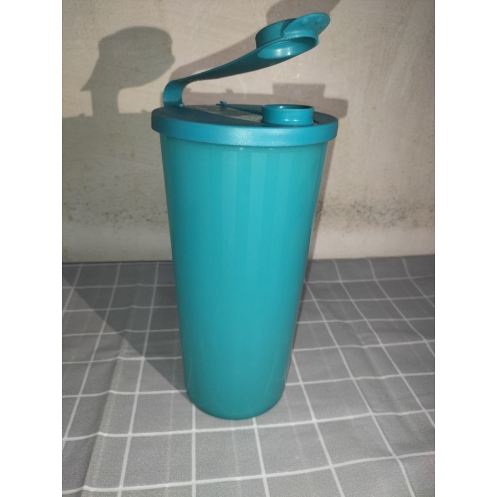 Tupperware Slim Line Pitcher
