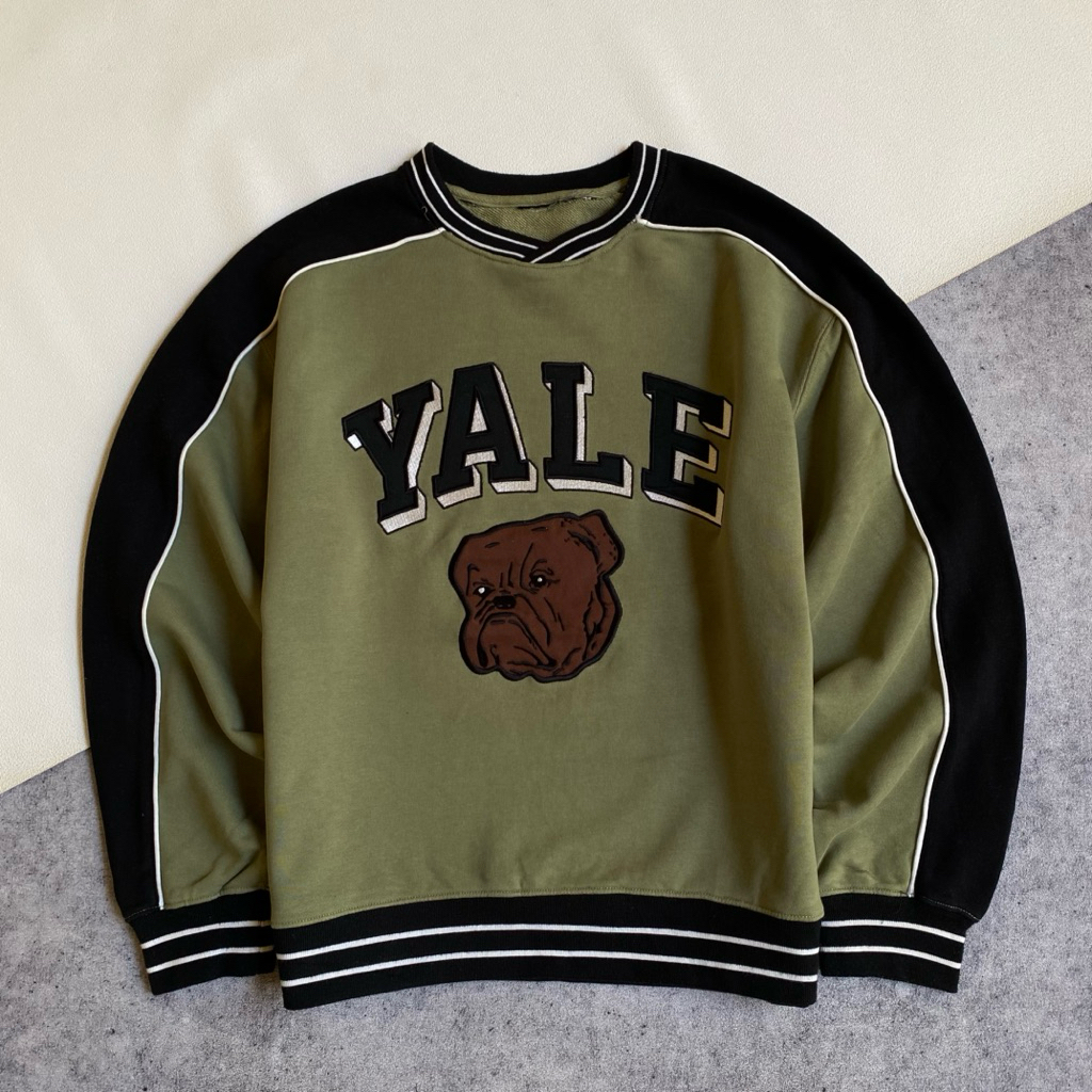 CREWNECK YALE UNIVERSITY