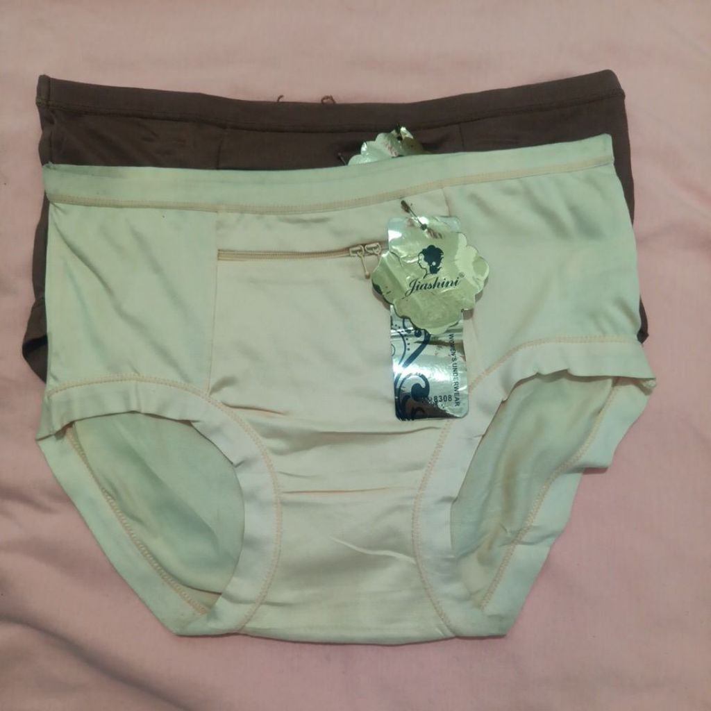 Celana dalam Jiashini. Harga untuk 2 produk