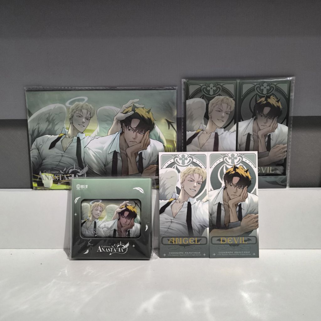( baca deskripsi ) Codename Anastasia Merch Official