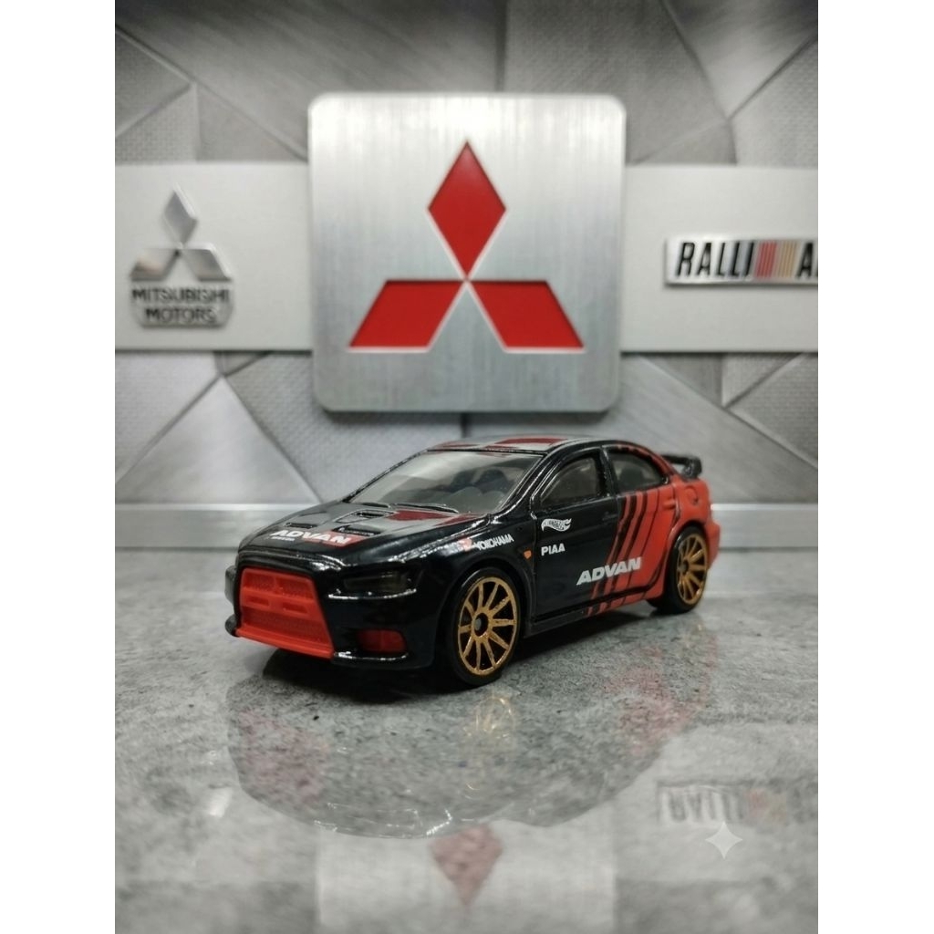 HOT WHEELS 2008 MITSUBISHI LANCER EVOLUTION LOOSE