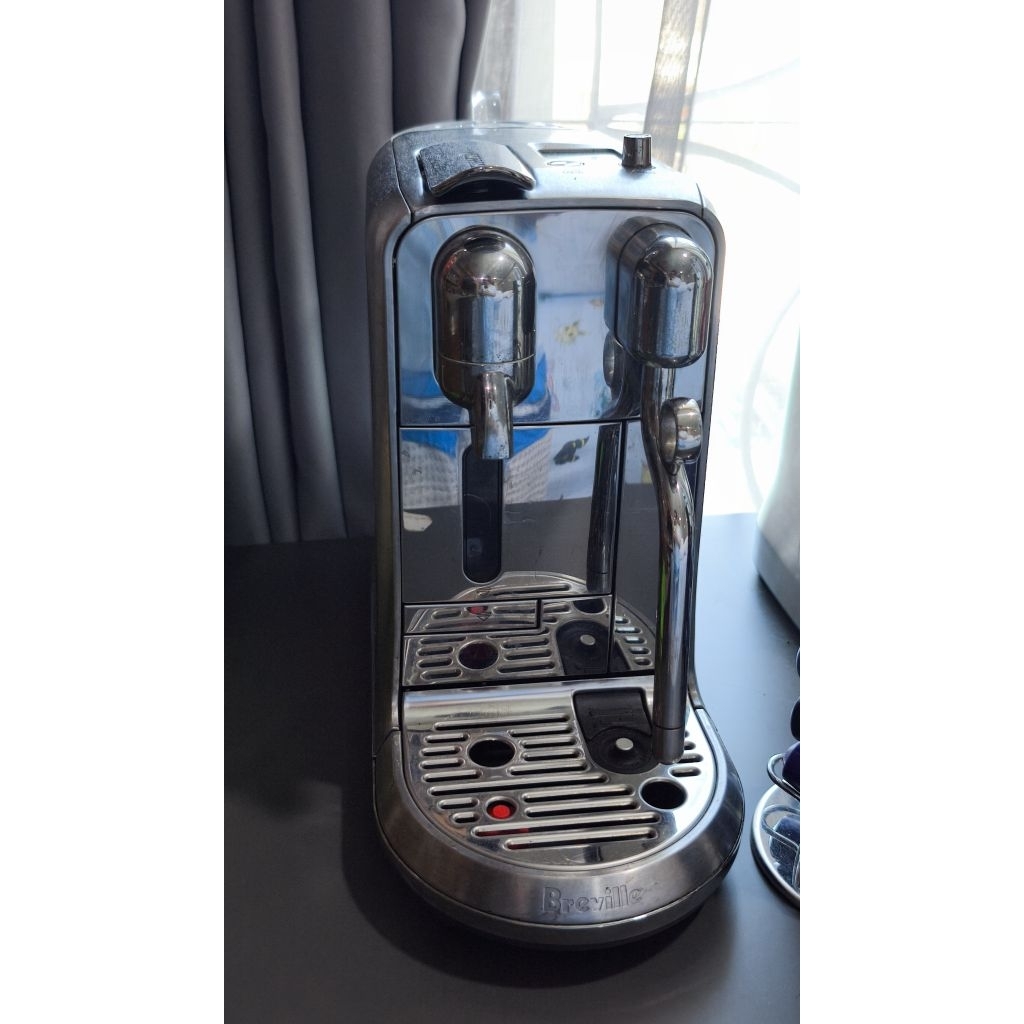 Preloved Mesin Kopi coffee machine Nespresso x Breville