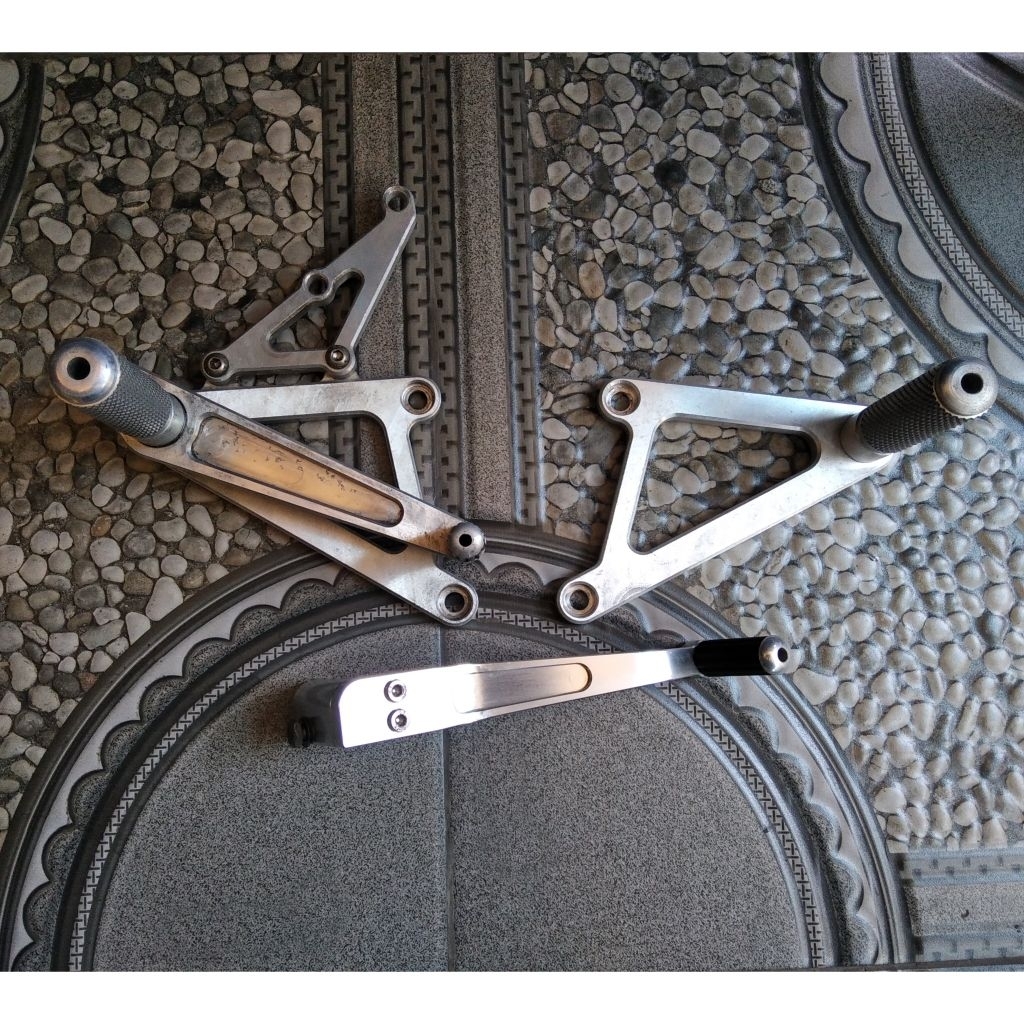 Footstep Underbone Eks Honda LS 125