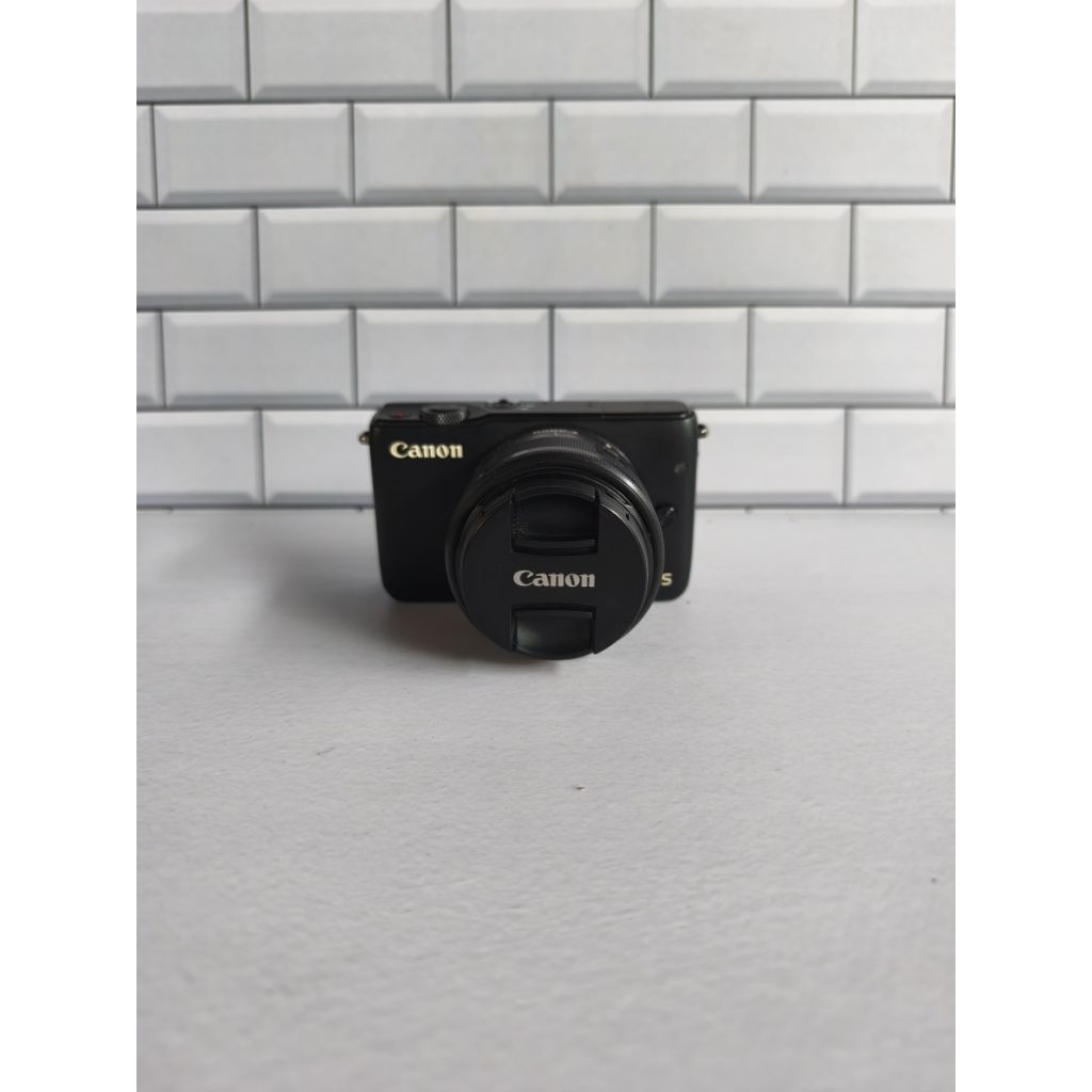 Kamera Second Canon M10 HITAM KIT