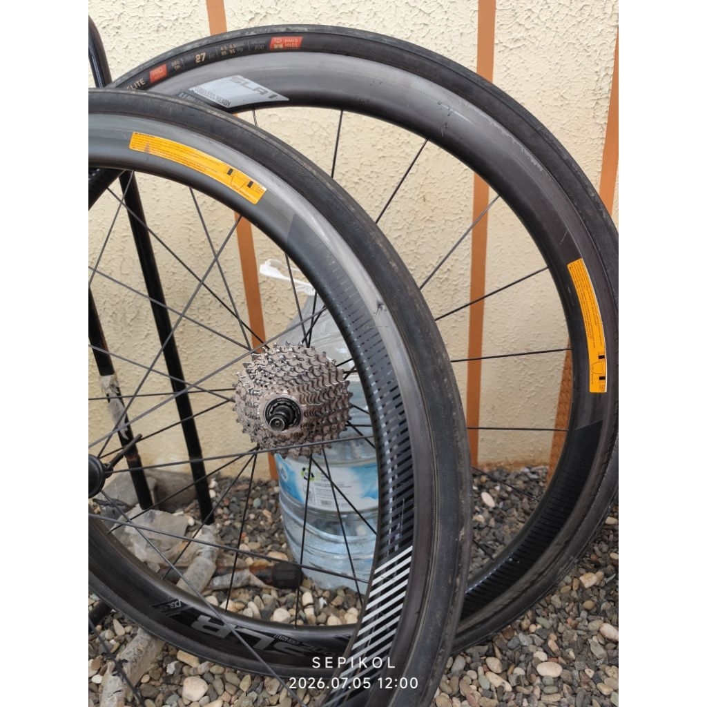 GIANT SLR1 42mm WHEELSET CARBON 11 SPEED
