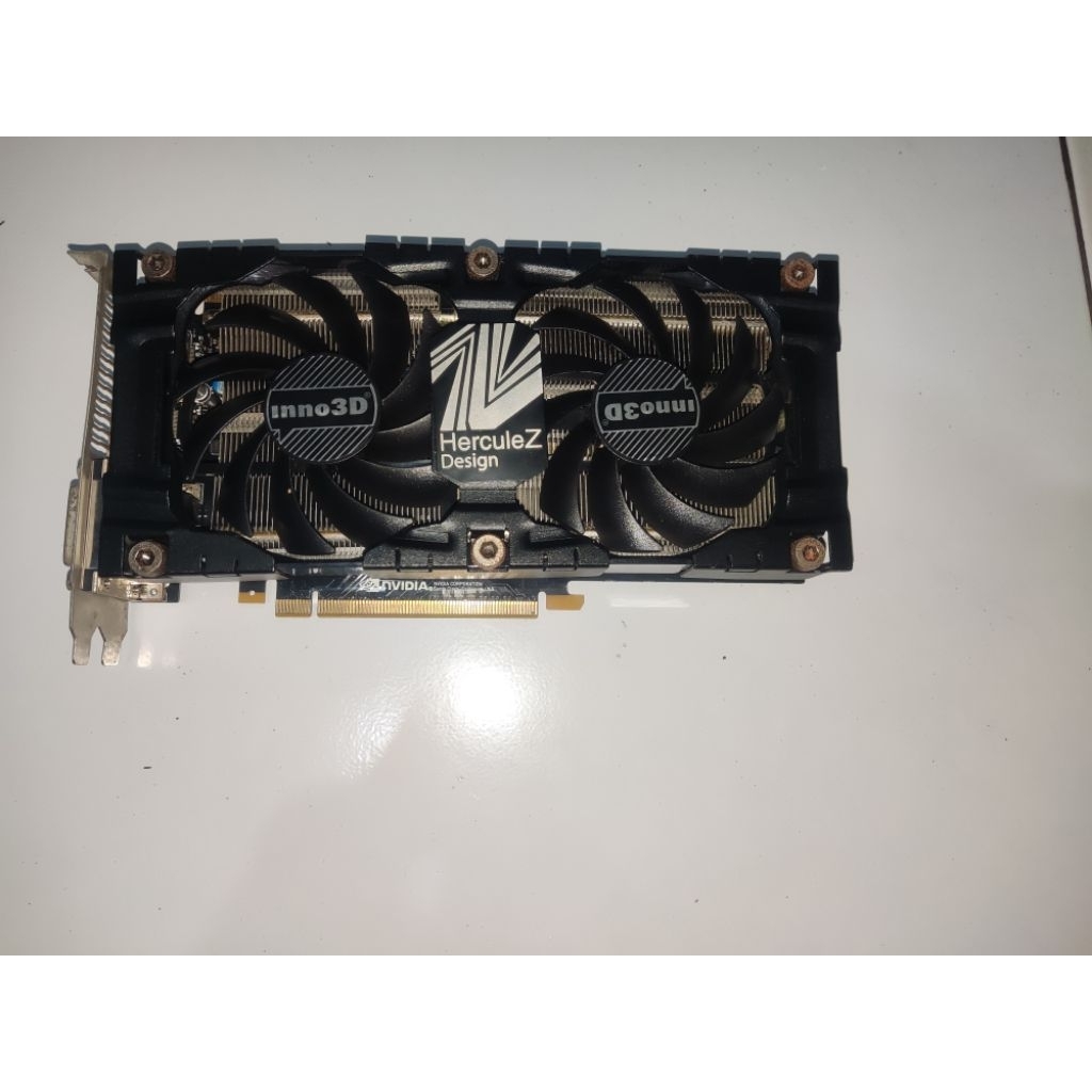 VGA Inno3D GTX 1070 8GB GDDR5 HerculeZ Dual Fan