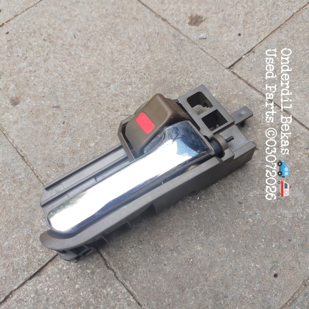 handle pintu kanan dalam GEELY MK1