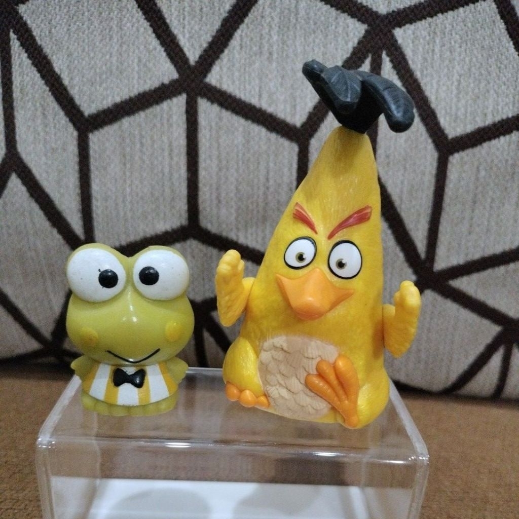 Action Figures Film Angry Birds dan Keropi, Preloved Atau Second