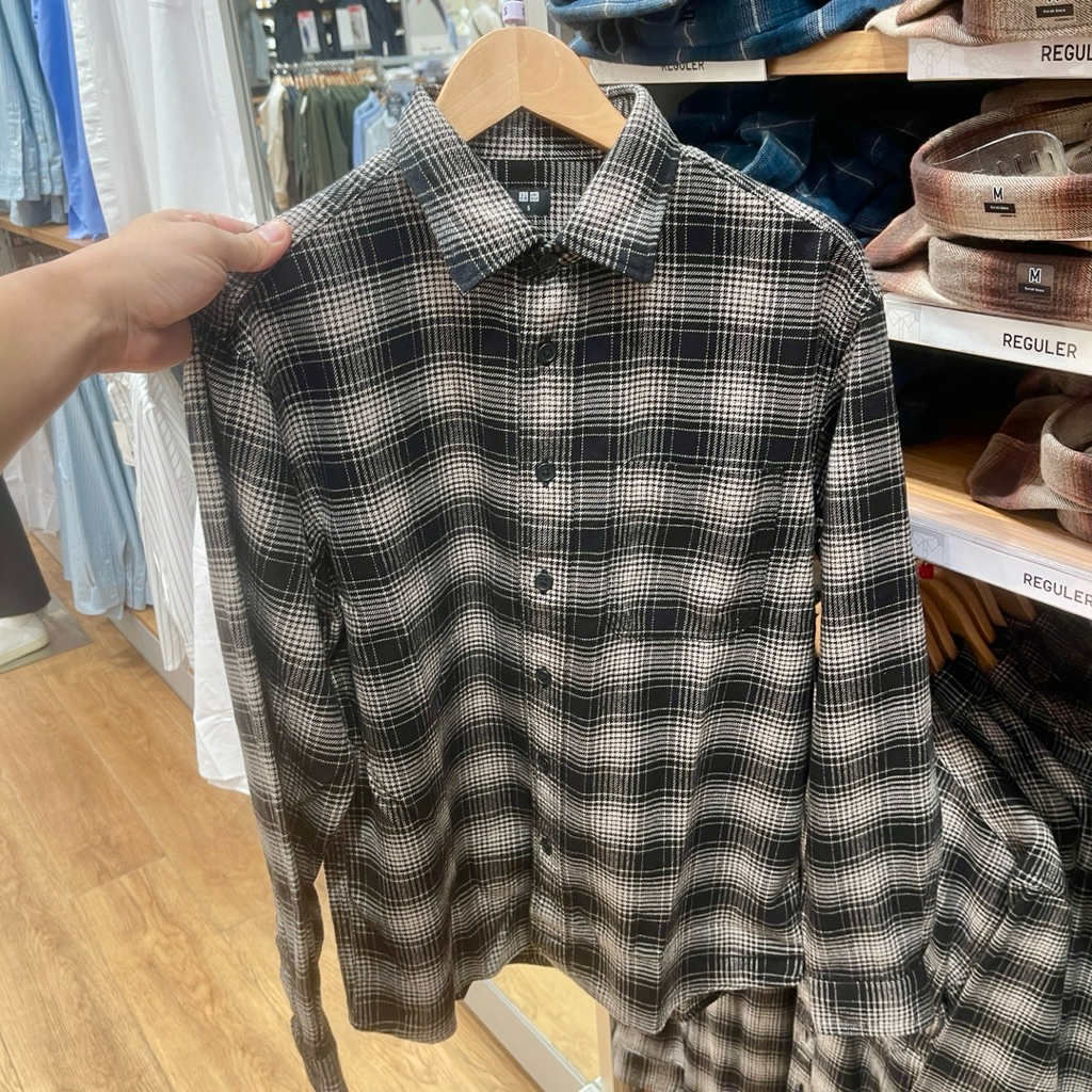 Kemeja Uniqlo Man FLANNEL 09 black