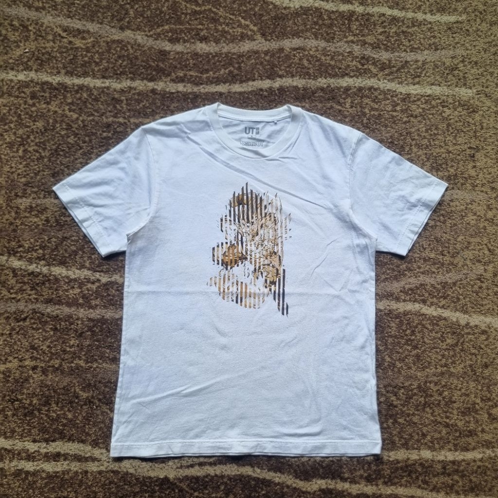 Kaos Uniqlo x Dragonball