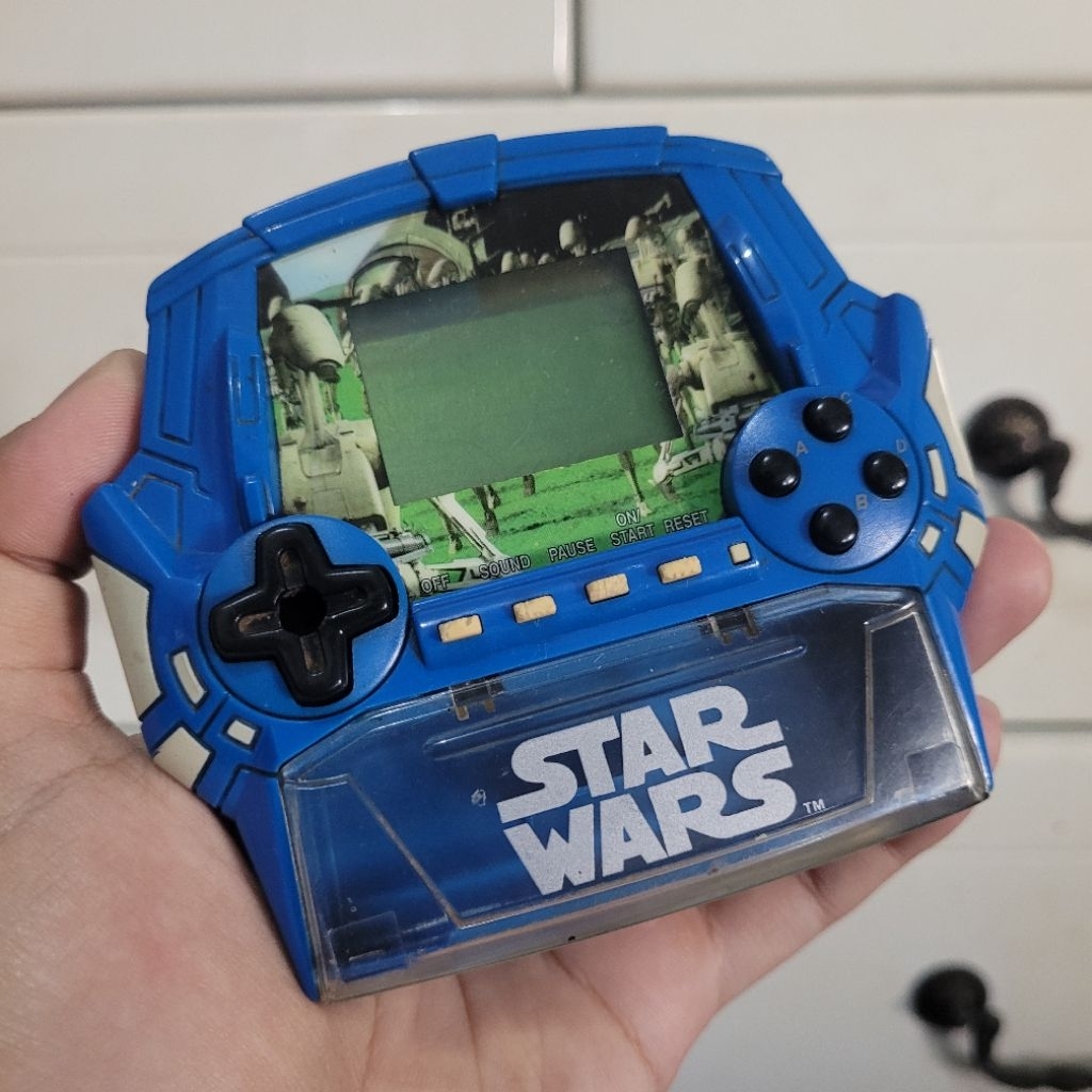 Gimbot Star Wars Episode 1 Battle of Naboo Electronics Game Tiger WORKS Tahun 1999