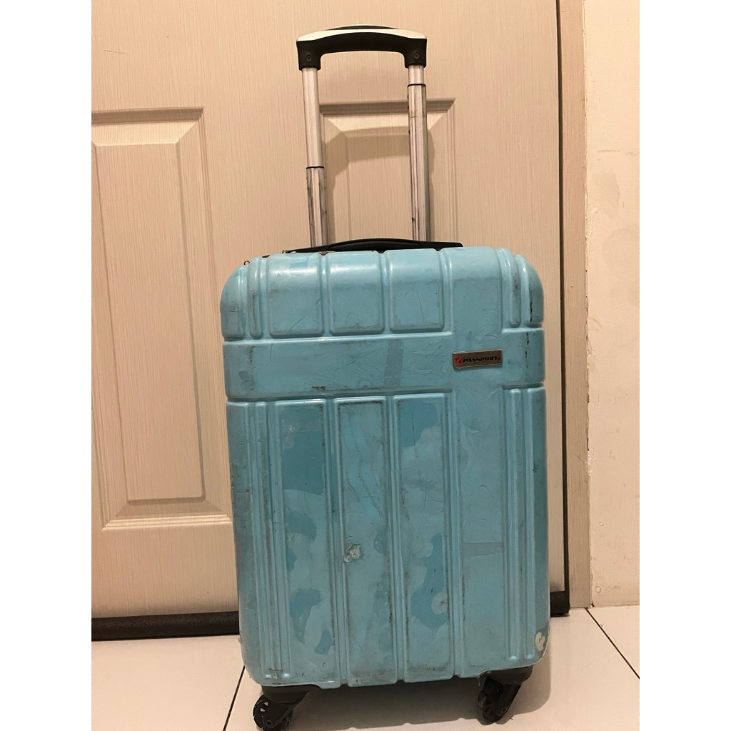 Koper Passport Size Kabin