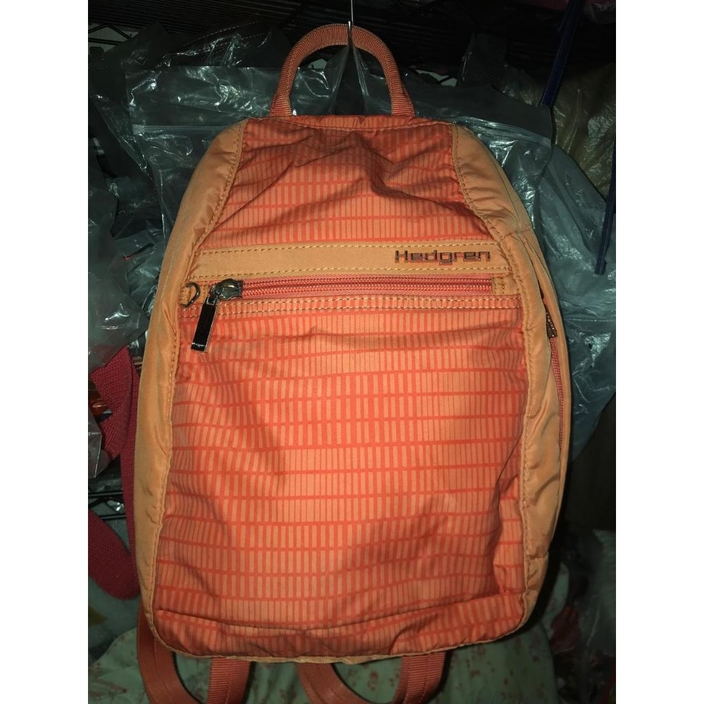 Ransel mini oren hedgren preloved