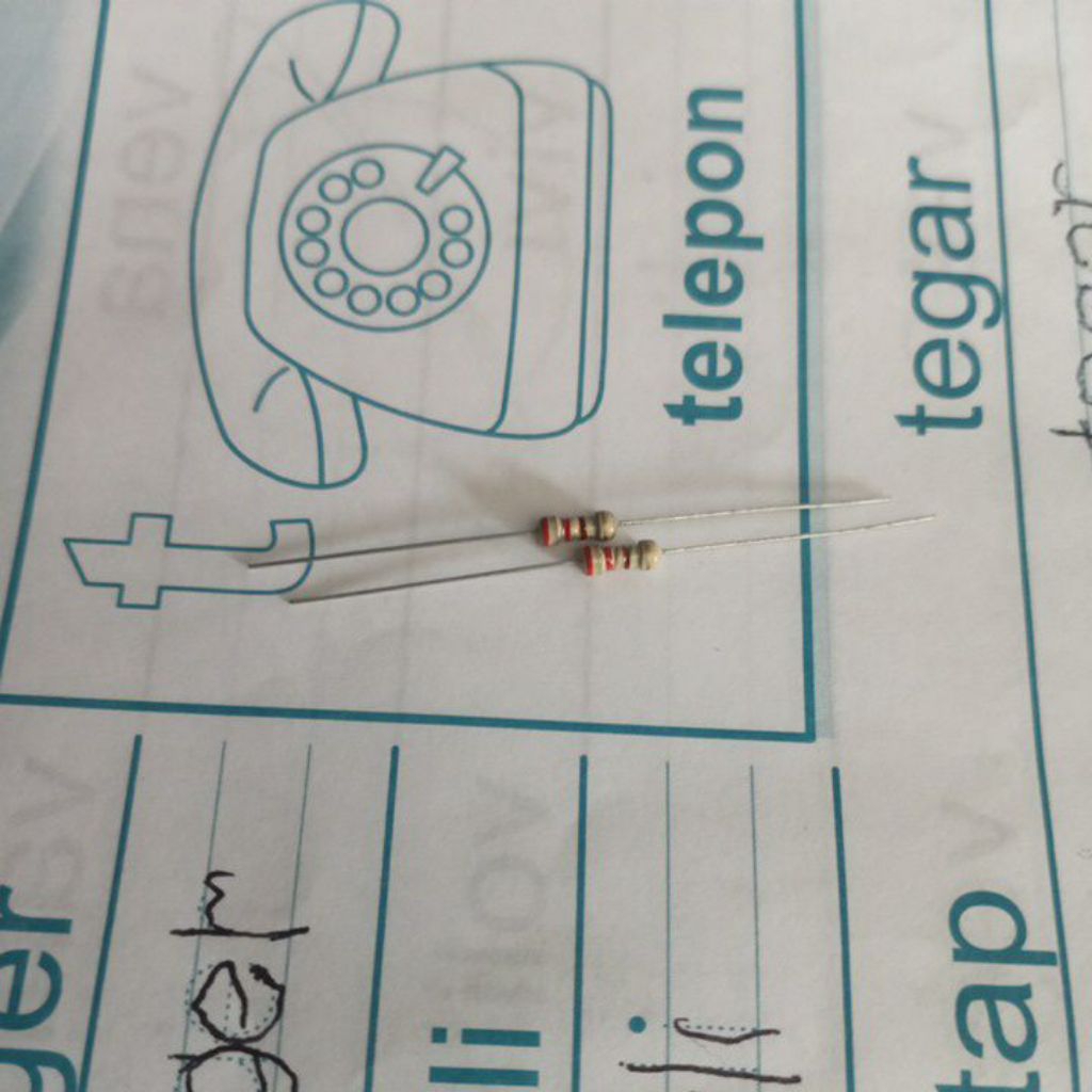 resistor 220 ohm 1/4 watt resistor 220r 1/4w resistor 220R 1/4 watt