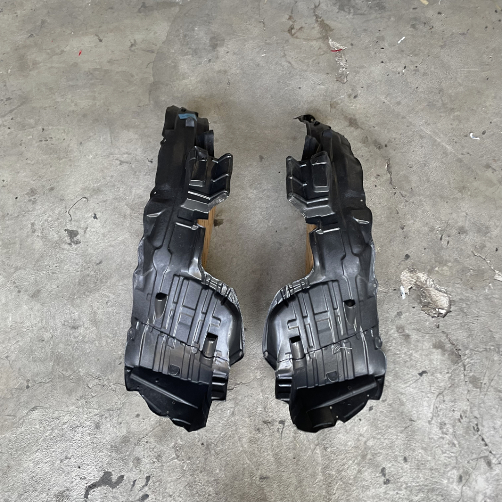Liner Fender All New Avanza Veloz 2012-2015 / Penahan Lumpur All New Avanza Veloz