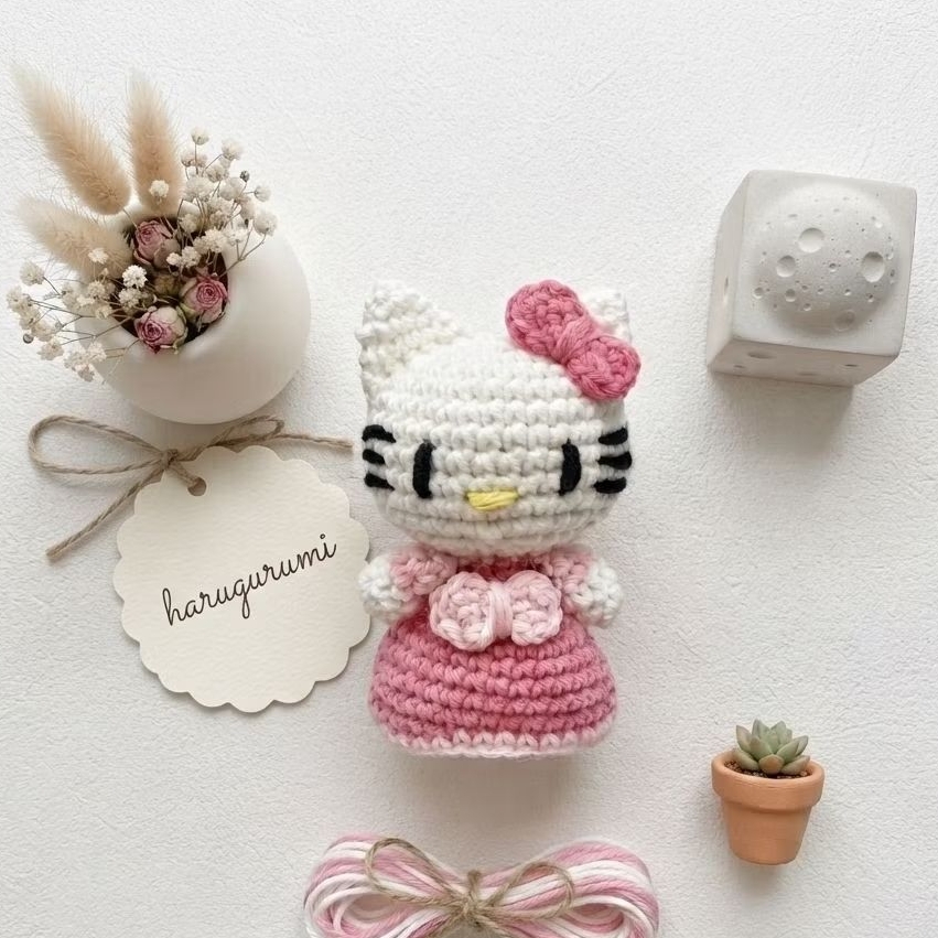 boneka rajut hellokitty Amigurumi hello kitty, ganci rajut hello kitty