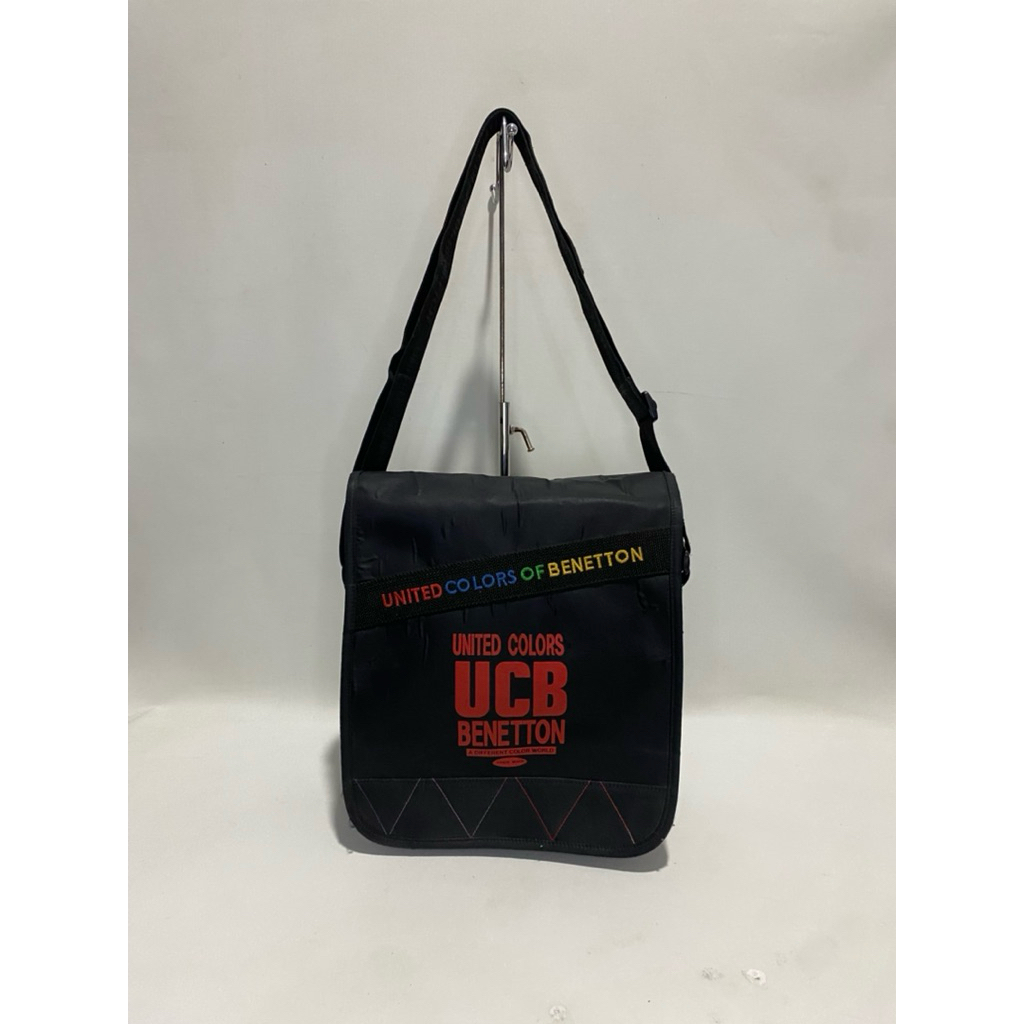 tas sling bag UCB United Colors of Benetton