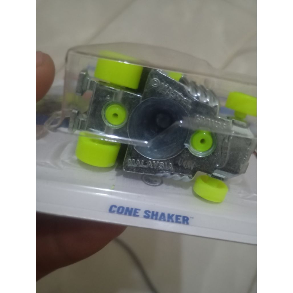 HOT WHEELS TREASURE HUNT