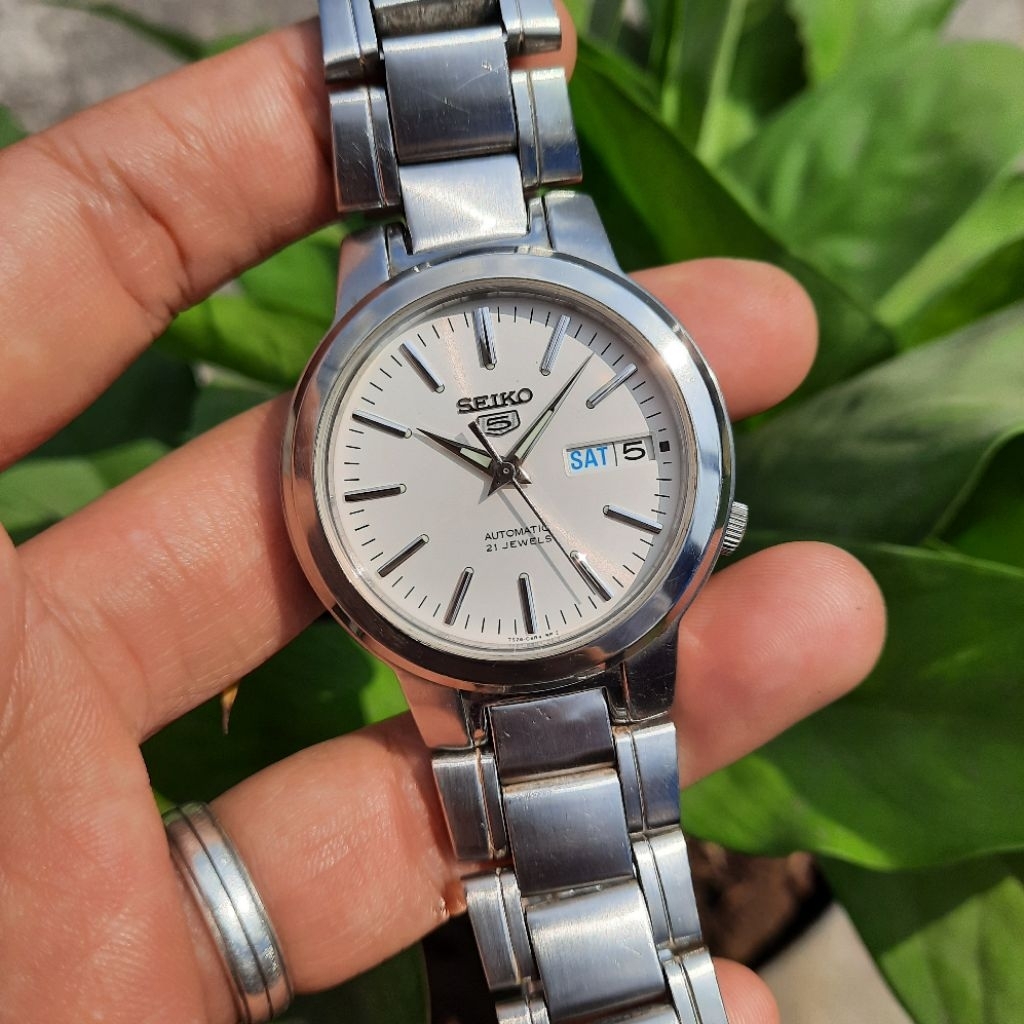 Seiko 5 Automatic SNKA01K1 White Ivory Dial Sunbrust 7s26-02N0 SNKA01