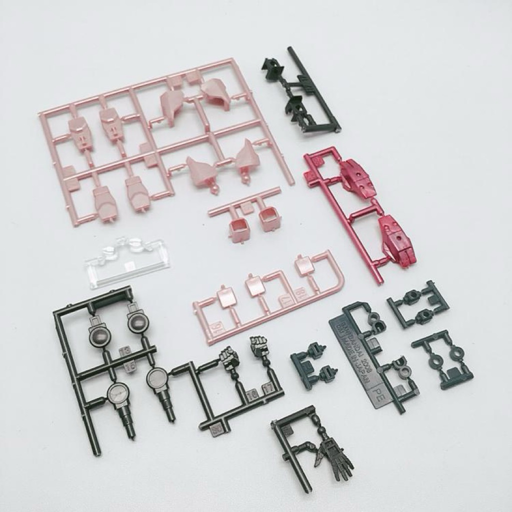 Bandai HGBD Gundam 00 Sky HWS Trans-am Part Arms
