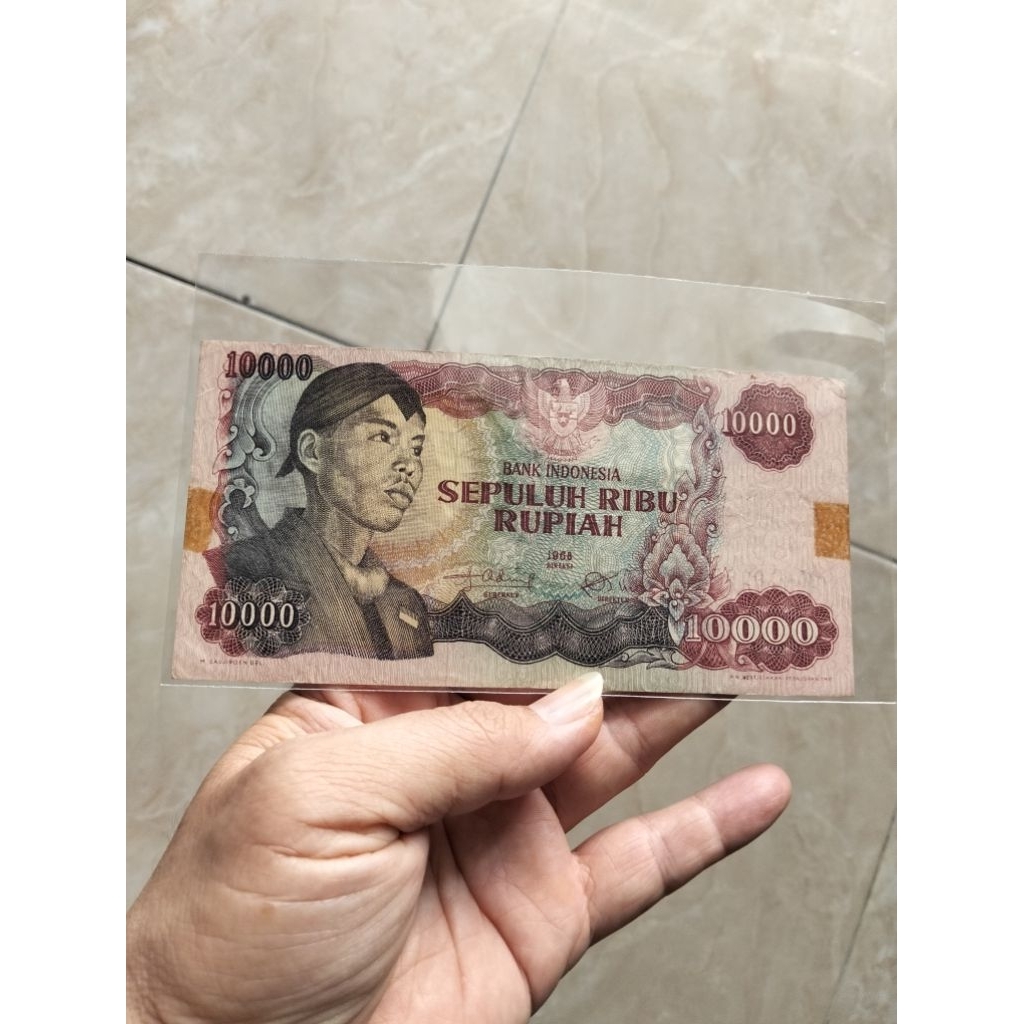 10.000 Sudirman 1968 kondisi bagus 10000 Soedirman asli
