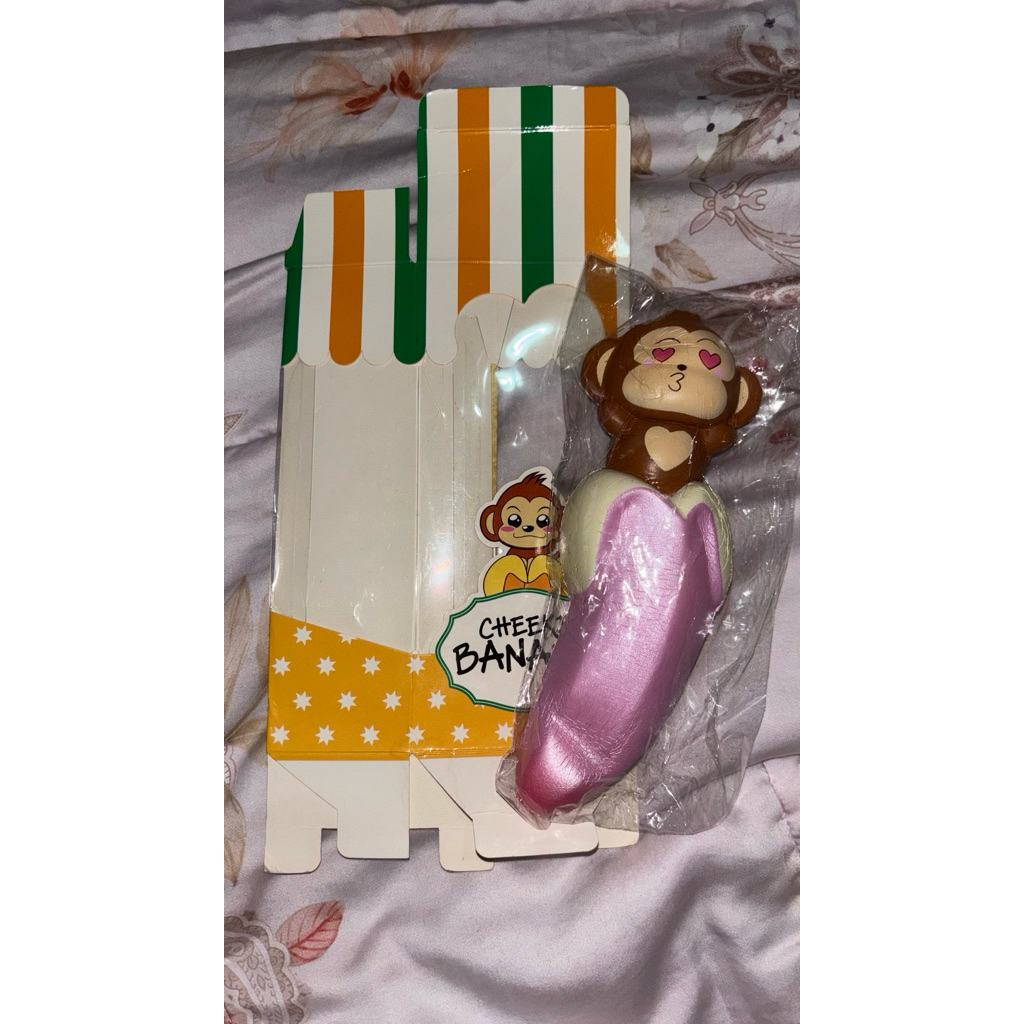 Puni Maru cheeki banana