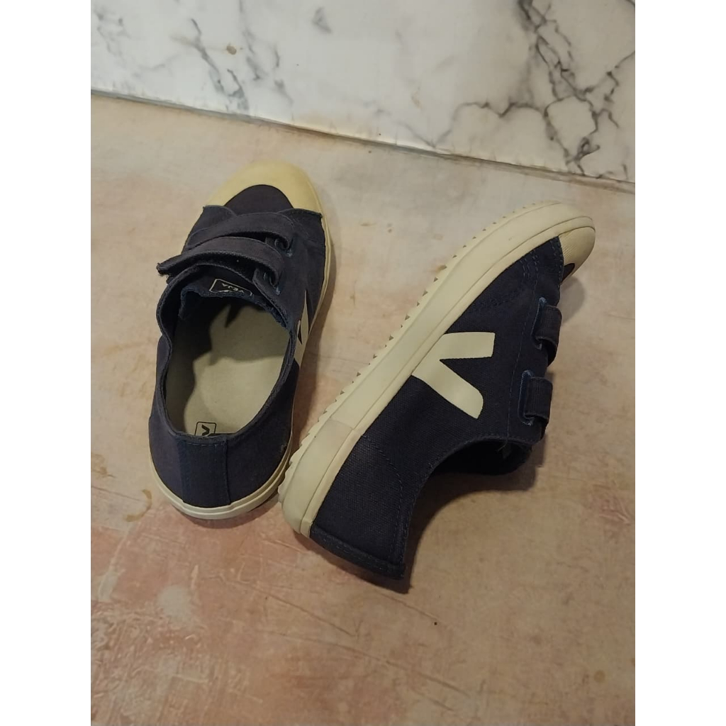 preloved veja canvas kids