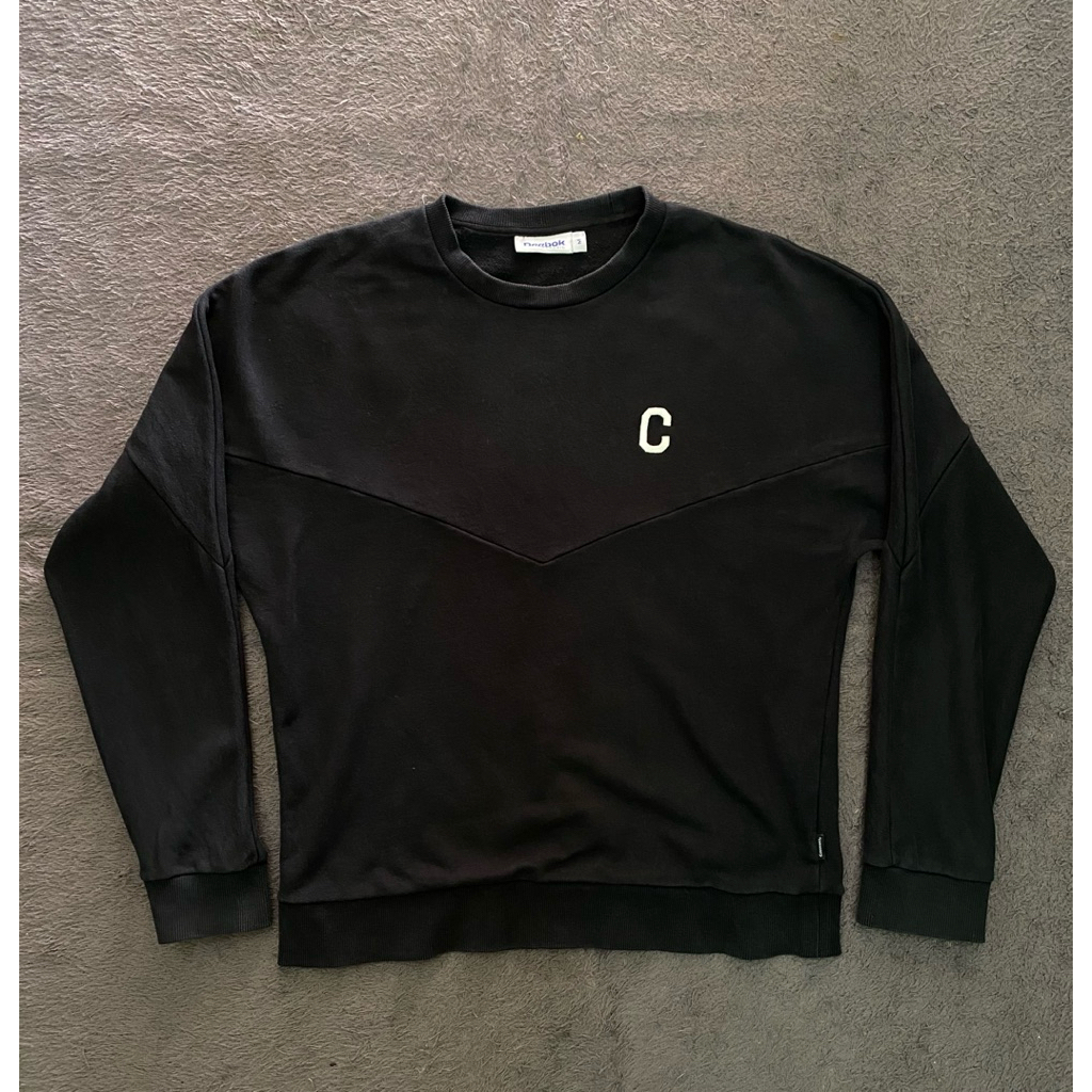 CREWNECK COVERNAT x REEBOK