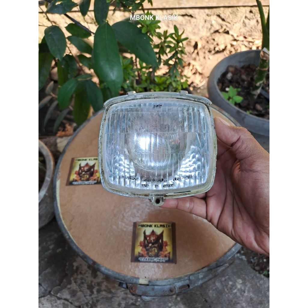 reflektor lampu depan v80 ORIGINAL reflektor lampu depan yamaha v80 reflektor v80 lampu yamaha v80 h