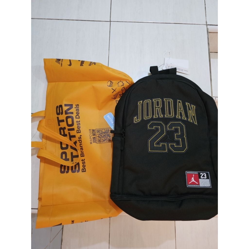 Tas Jordan Sport Stasion NEW