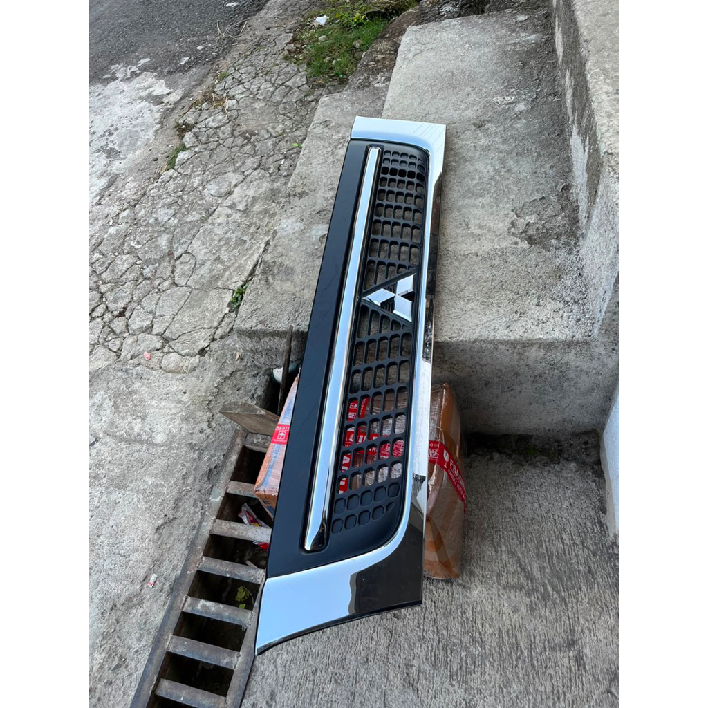 GRIL CANTER 136ps KEPALA LEBAR ORIGINAL COPOTAN UNIT BARU