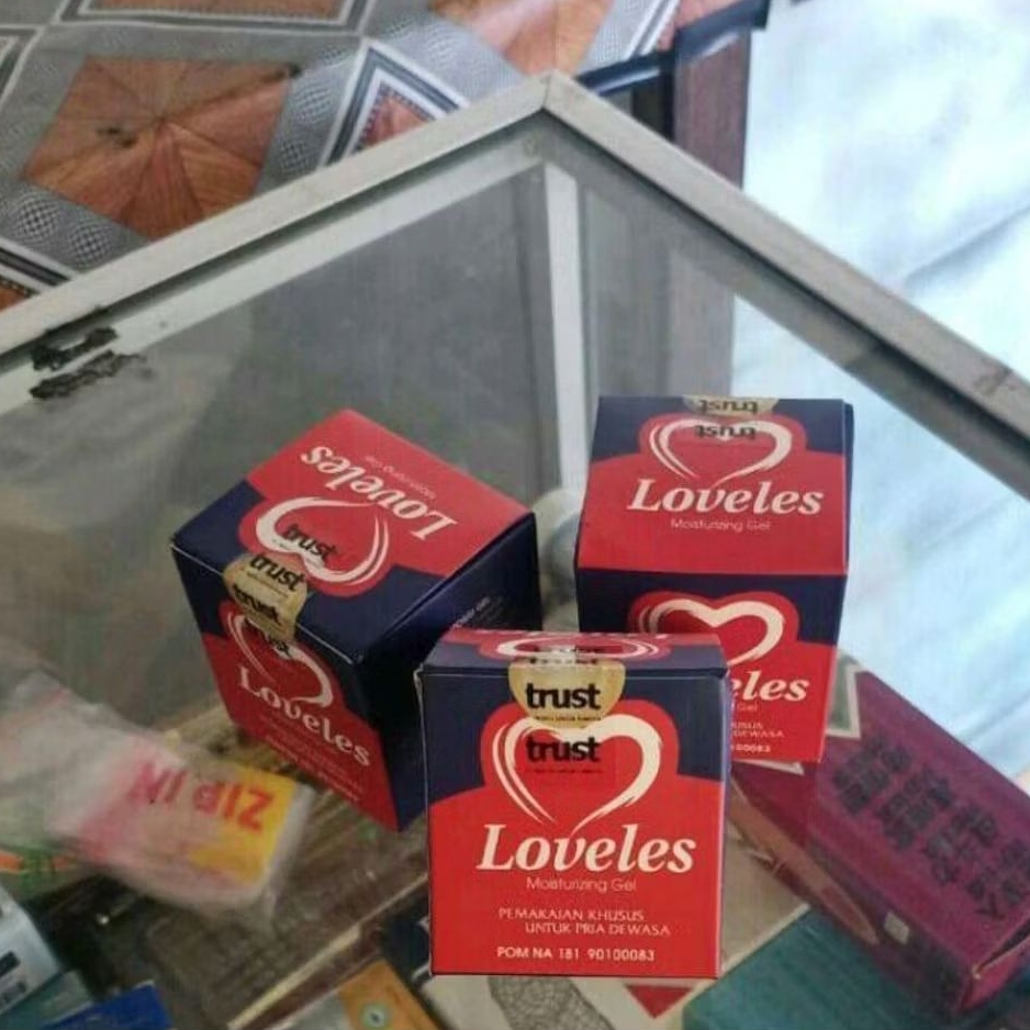loveless'