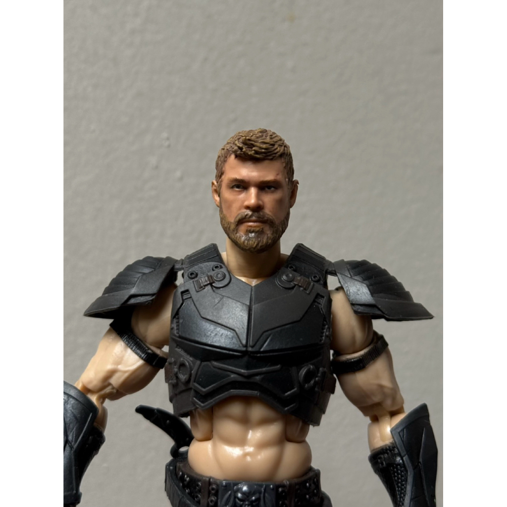 figure headsculpt thor doomsday marvel legends hasbro toybiz xmen spiderman doctor doom