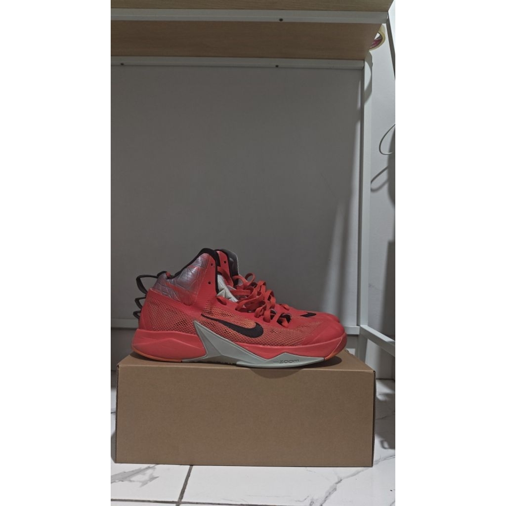 Sepatu Basket Nike Hyperfuse 2013 Original Second Like New Size 43 Grip Tebal